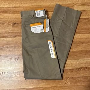 29X32 Men’s Savane Performance Khaki Chino